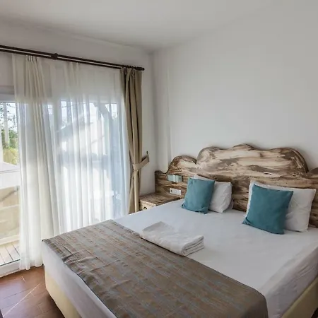 Cotton Boutique Hotel 3*